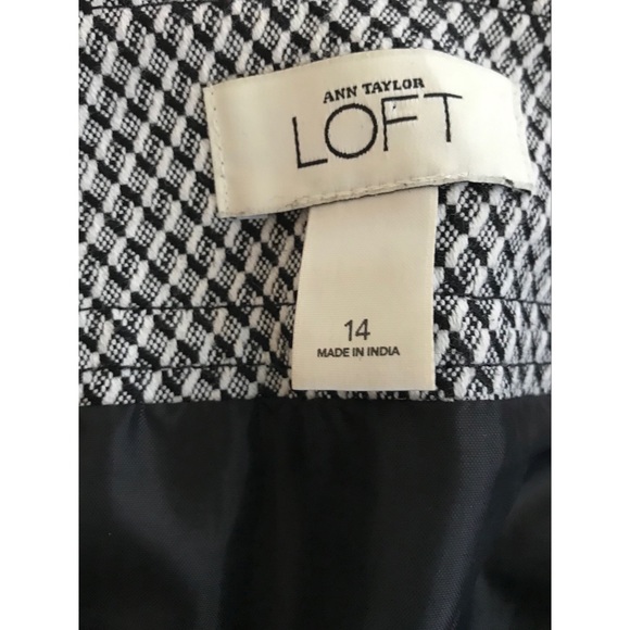Ann Taylor Loft Women’s Plus Size Black and White Print Mini Skirt Size 14 - Picture 4 of 7